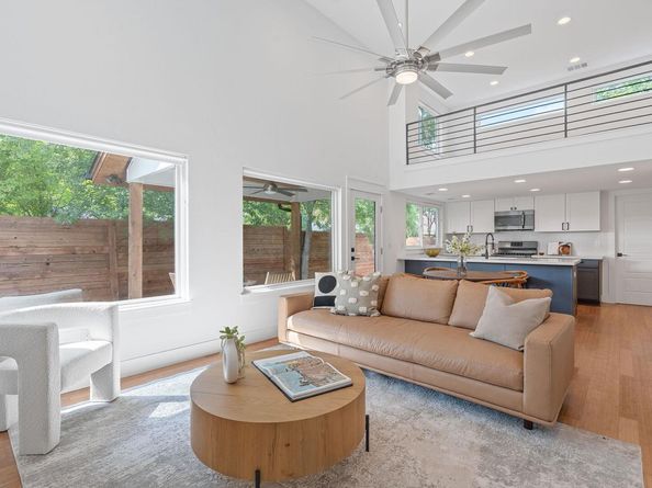 402 W 55th ST 2, Austin TX 78751