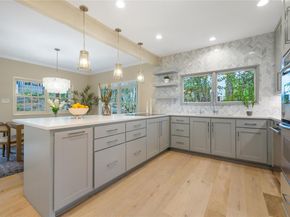806 Rock Creek DR, West Lake Hills TX 78746