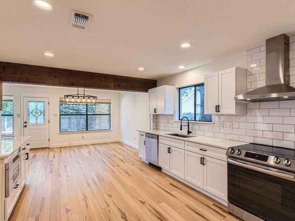11325 Stormy Ridge RD, Austin TX 78739