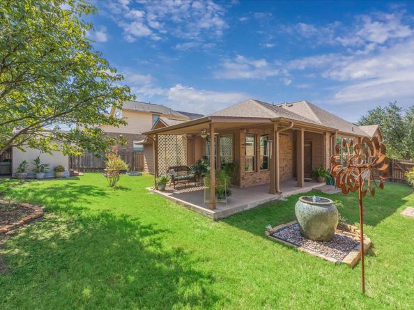 1812 Paseo Verde DR, Leander TX 78641