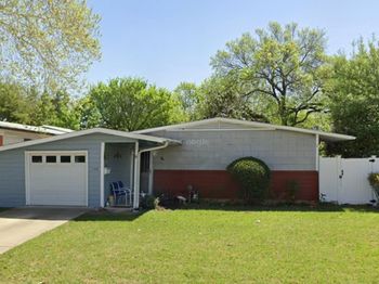 7103 Ryan DR