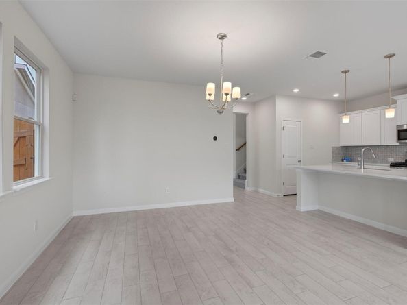 261 Ironshoe TRL, Liberty Hill TX 78642