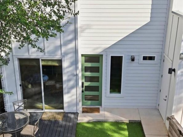 2505 E 11th ST 2, Austin TX 78702