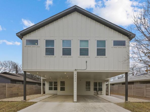 2009 Iroquois LN A, Austin TX 78741