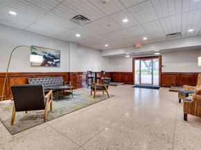 1800 Lavaca ST A214, Austin TX 78701