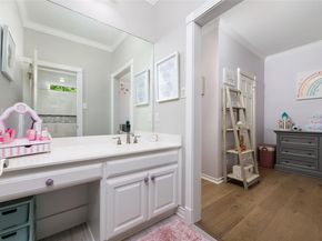 5805 Buckpasser CV, Austin TX 78746