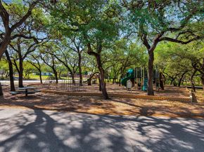 516 Ronay DR S, Spicewood TX 78669