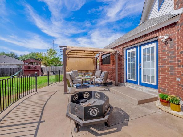1114 Champion DR, Round Rock TX 78664