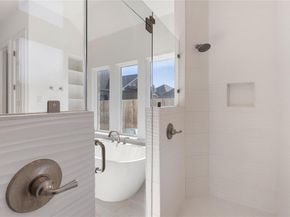 819 Great Lawn BND, Liberty Hill TX 78642