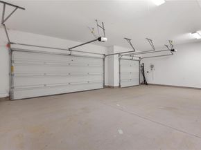 819 Great Lawn BND, Liberty Hill TX 78642