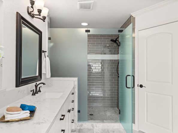 6604 Whitemarsh Valley WALK, Austin TX 78746