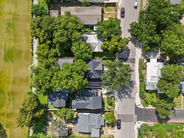 2917 Lyons RD 1, Austin TX 78702