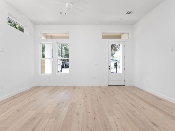 2917 Lyons RD 1, Austin TX 78702