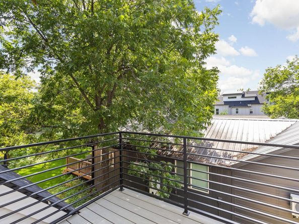 2917 Lyons RD 1, Austin TX 78702