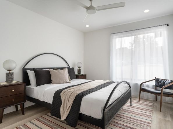 1908 Albury CV B, Austin TX 78758