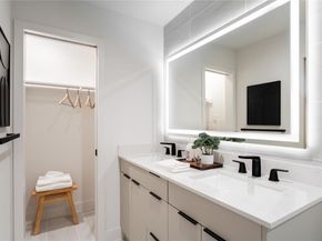 1908 Albury CV B, Austin TX 78758