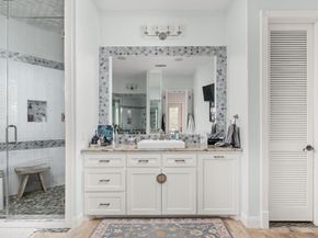 805 Brooks Hollow RD, Lakeway TX 78734