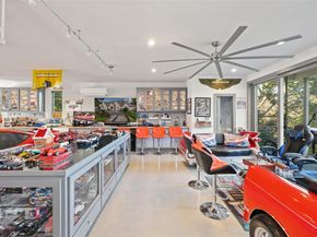 805 Brooks Hollow RD, Lakeway TX 78734