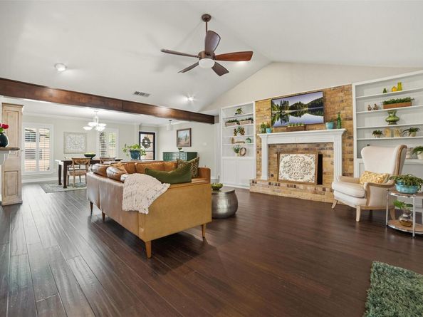 4001 Greystone DR, Austin TX 78731