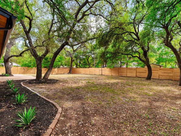 2601 Barkwood DR, Austin TX 78748