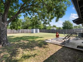 1107 E 17th ST, Georgetown TX 78626