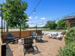 1107 E 17th ST, Georgetown TX 78626