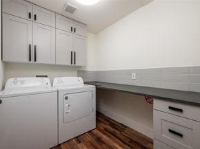 1107 E 17th ST, Georgetown TX 78626