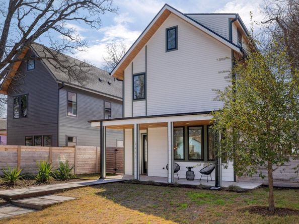 2401 Willow ST, Austin TX 78702
