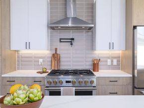 2401 Willow ST, Austin TX 78702