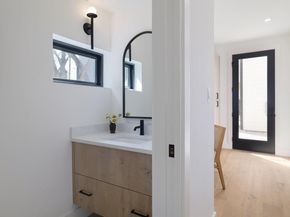 2401 Willow ST, Austin TX 78702