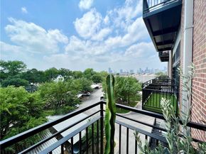 2235 E 6th ST 306, Austin TX 78702