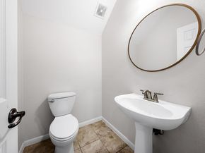 2705 Golden Gate PARK, Austin TX 78732