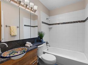 6718 Silvermine DR 702, Austin TX 78736