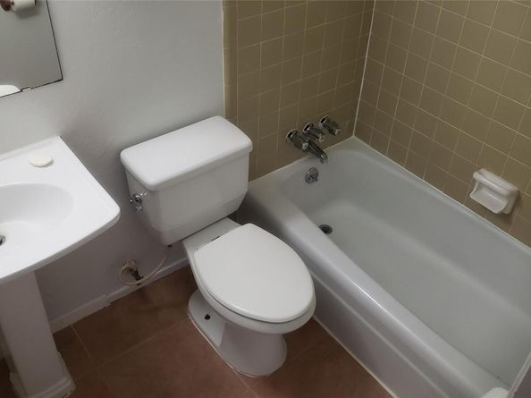 8616 Putnam DR, Austin TX 78757