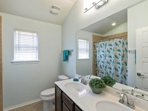404 Buttercup Creek BLVD 19, Cedar Park TX 78613