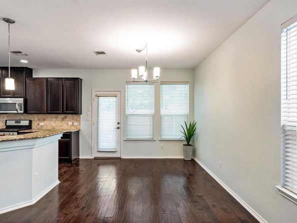 404 Buttercup Creek BLVD 19, Cedar Park TX 78613