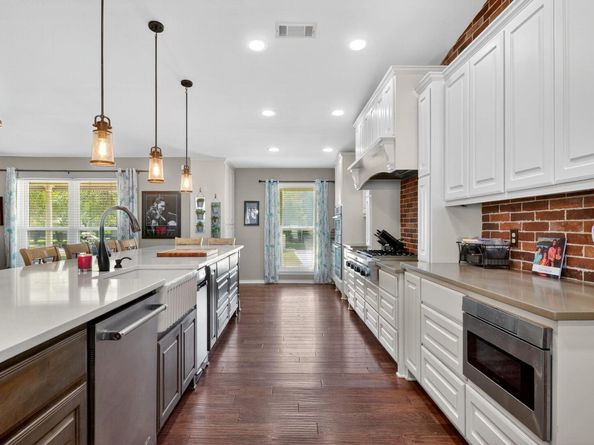 504 Virginia DR, Round Rock TX 78664