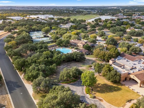 109 Star Thistle TRL, Georgetown TX 78628