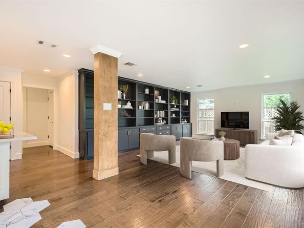 1511 Wilson Heights DR, Austin TX 78746