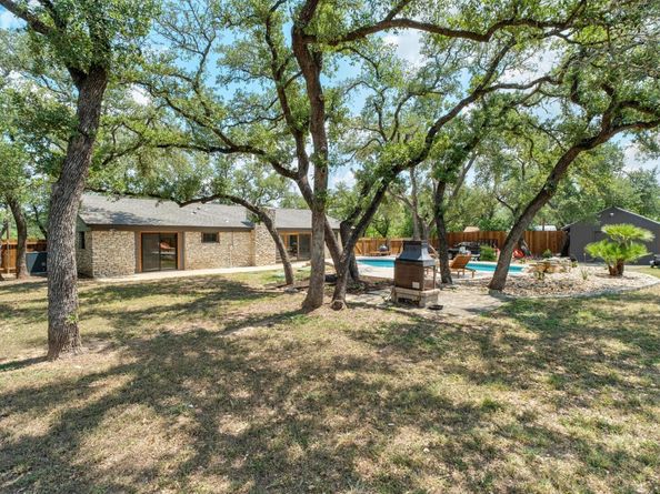 8655 Thunderbird RD, Austin TX 78736