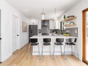 8655 Thunderbird RD, Austin TX 78736