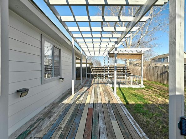 7405 Cayenne LN, Austin TX 78741
