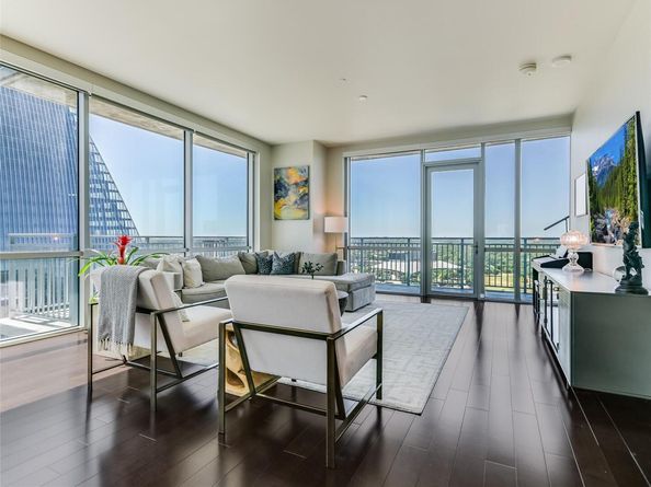 222 West Ave 1901, Austin TX 78701