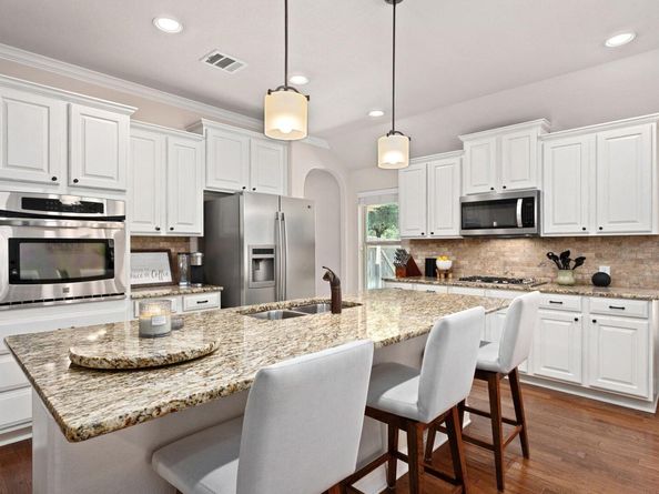 30011 Edgewood DR, Georgetown TX 78628