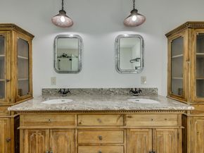 10701 Glass Mountain TRL, Austin TX 78750