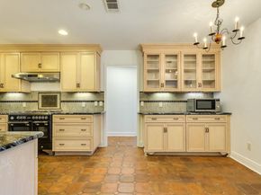 10701 Glass Mountain TRL, Austin TX 78750