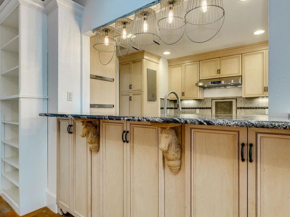10701 Glass Mountain TRL, Austin TX 78750