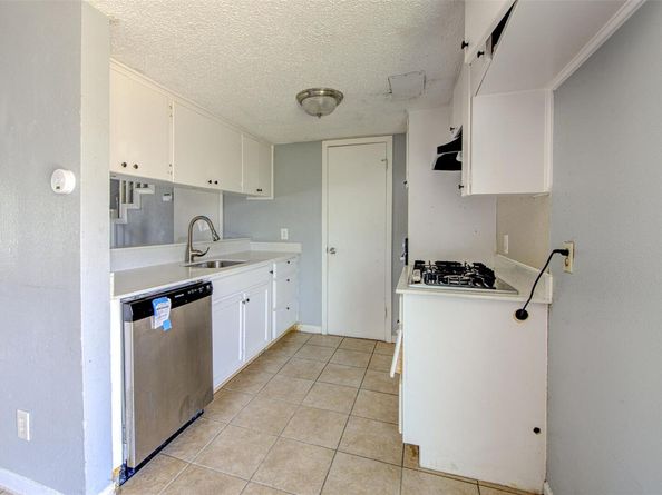 1306 E Saint Johns Ave, Austin TX 78752