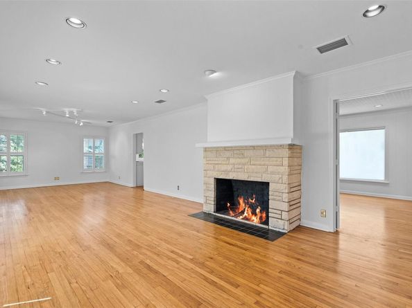 2606 Westover RD, Austin TX 78703