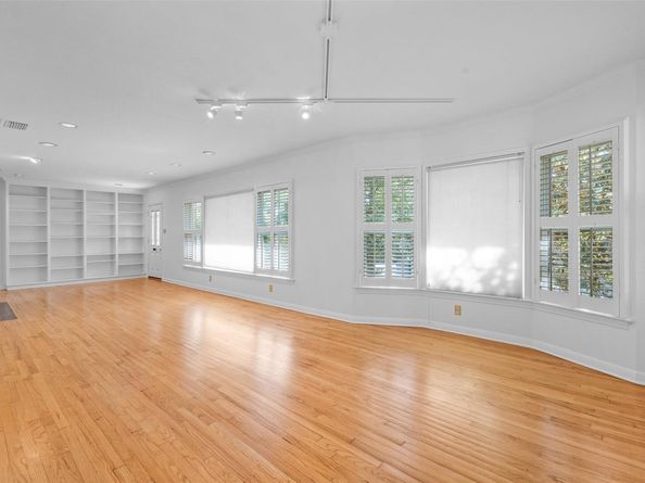 2606 Westover RD, Austin TX 78703